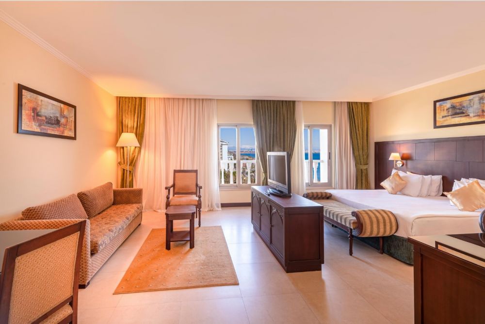Junior Suite Side Sea View/ Sea View, Crowne Plaza Antalya Hotel 5*