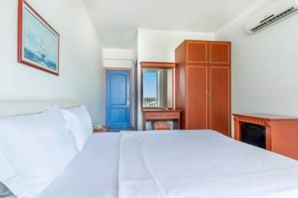 Economy room/ Dbl, Eva Beach Hotel (ex. Holiday Line Beach Hotel) 4*