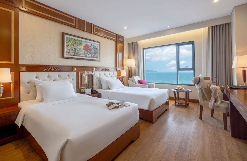 Deluxe Twin/DBL Ocean View, DLG Hotel Danang 5*