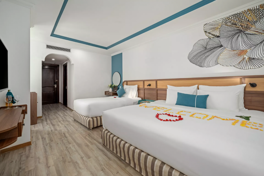 Deluxe Triple Partial Sea View, Paracel Beach Hotel 4*