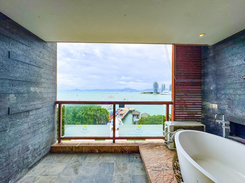 180° Ocean view Twin Room, Marina Spa Hotel Sanya 4*