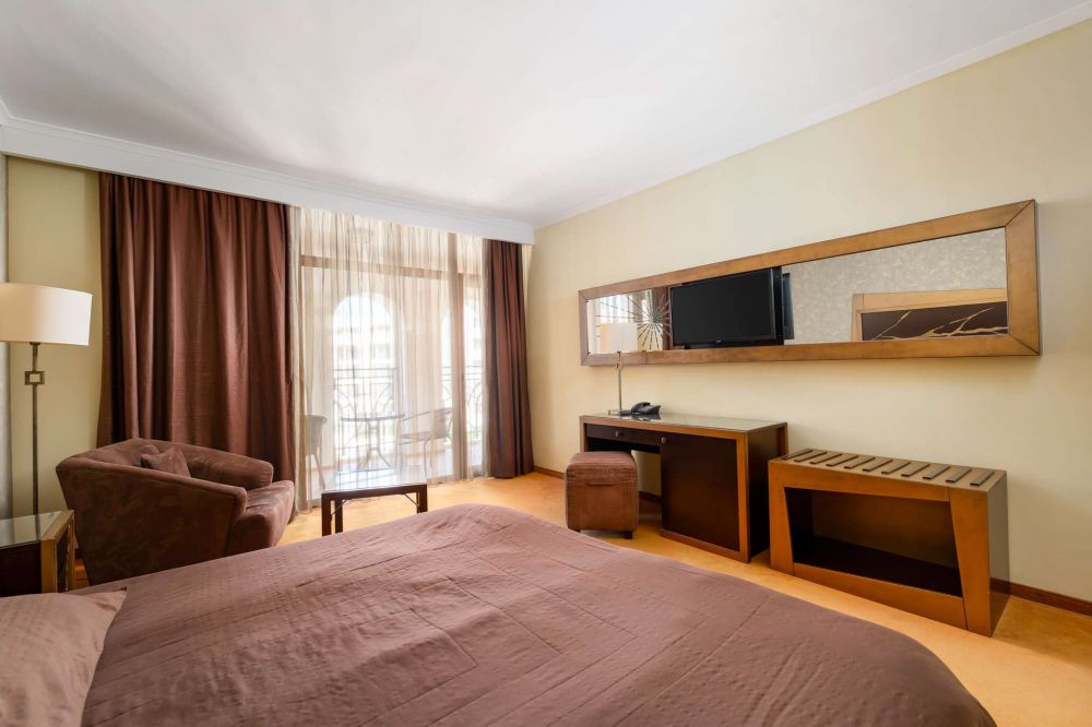 Classic Twin Room, Festa Via Pontica 4*