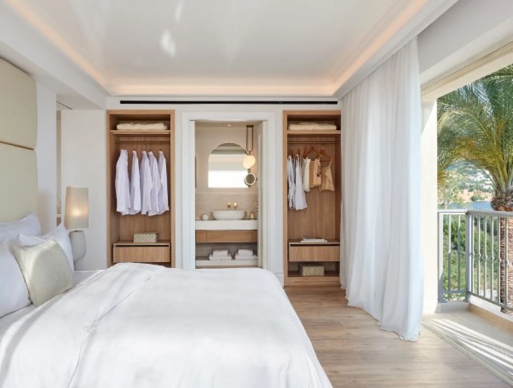 Deluxe Suite Sea Front, Grecotel Filoxenia Hotel 4*