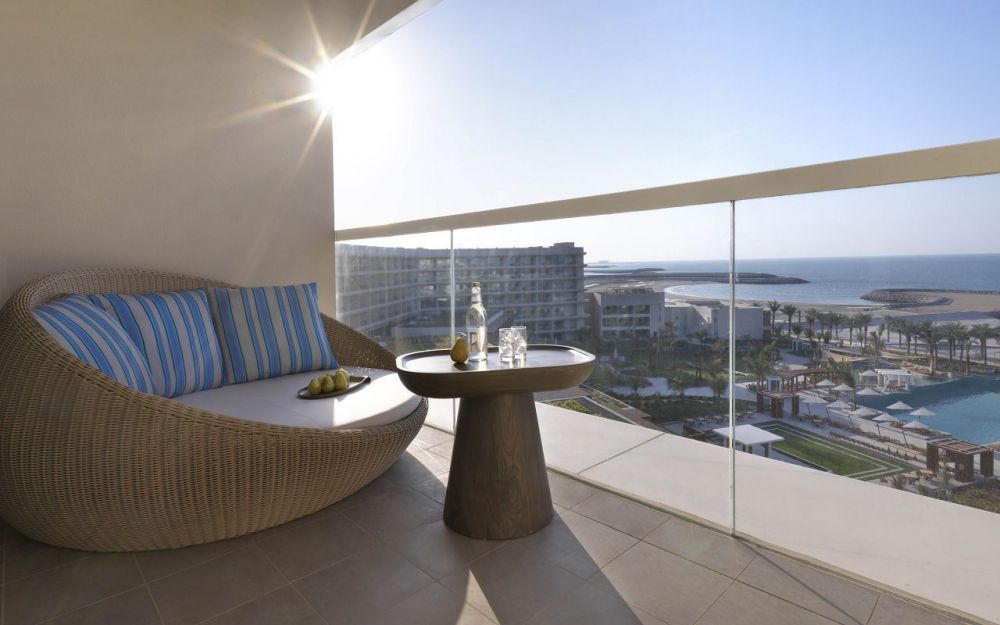 Infinity Ocean View Room, Intercontinental Ras Al Khaimah Mina Al Arab Resort 5*