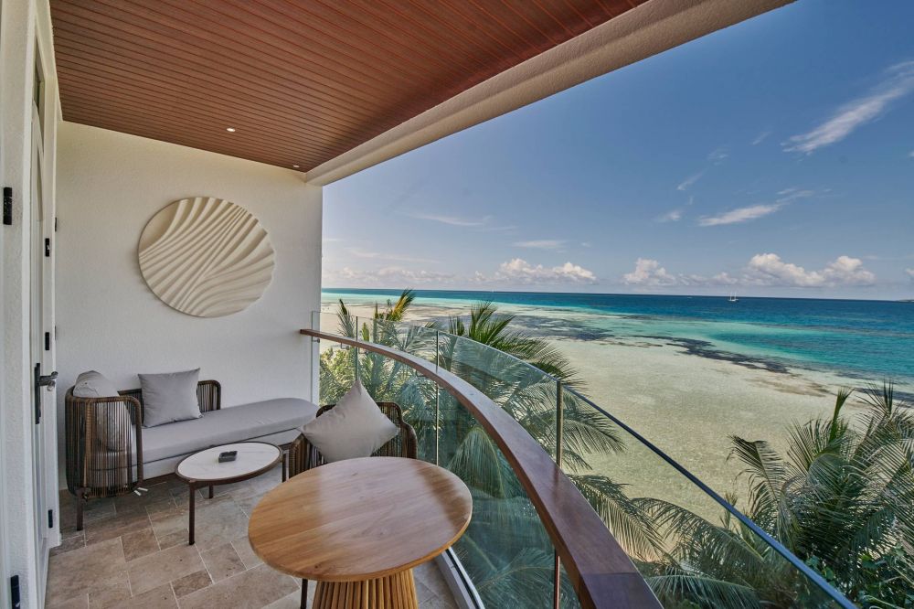 Grand Seaview, Stone Hotels Dhiffushi 