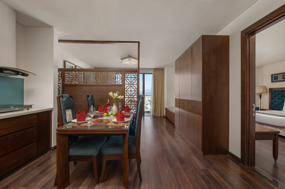 Studio City, Balcona Hotel Da Nang 4*