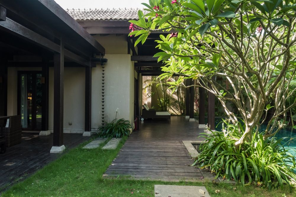 Superior One-Bedroom villa with private pool, Hainan Narada Resort & Spa Perfume Bay - All Villas 5*