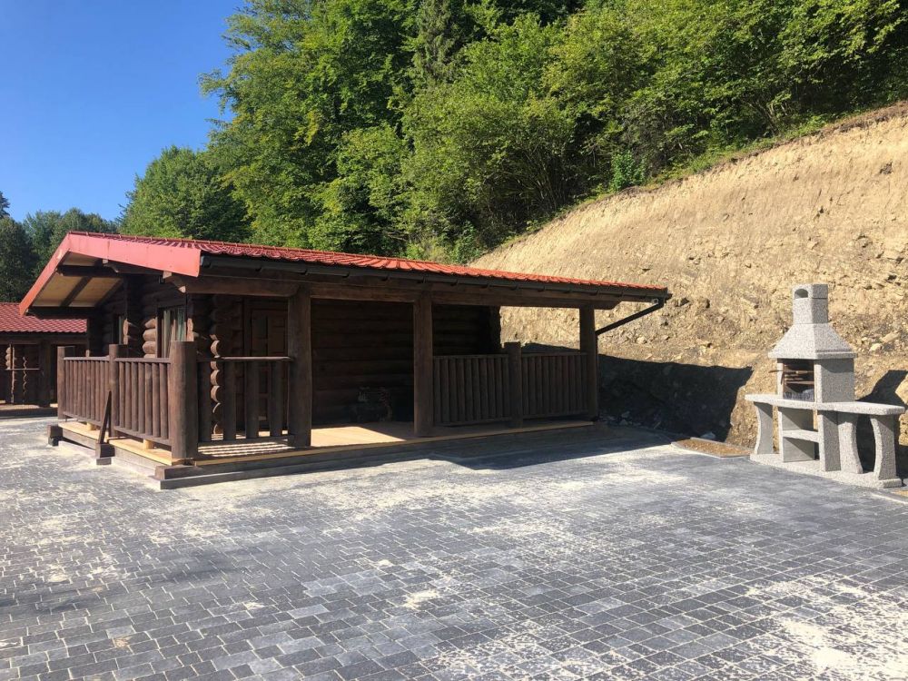 2-room Cottage with Terrace (Hutir 2 Cottage), Озеро Vita 