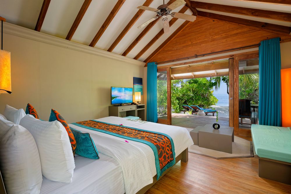 Sunset Beach Villa, Canareef Resort (ex. Herathera Island Resort) 4*