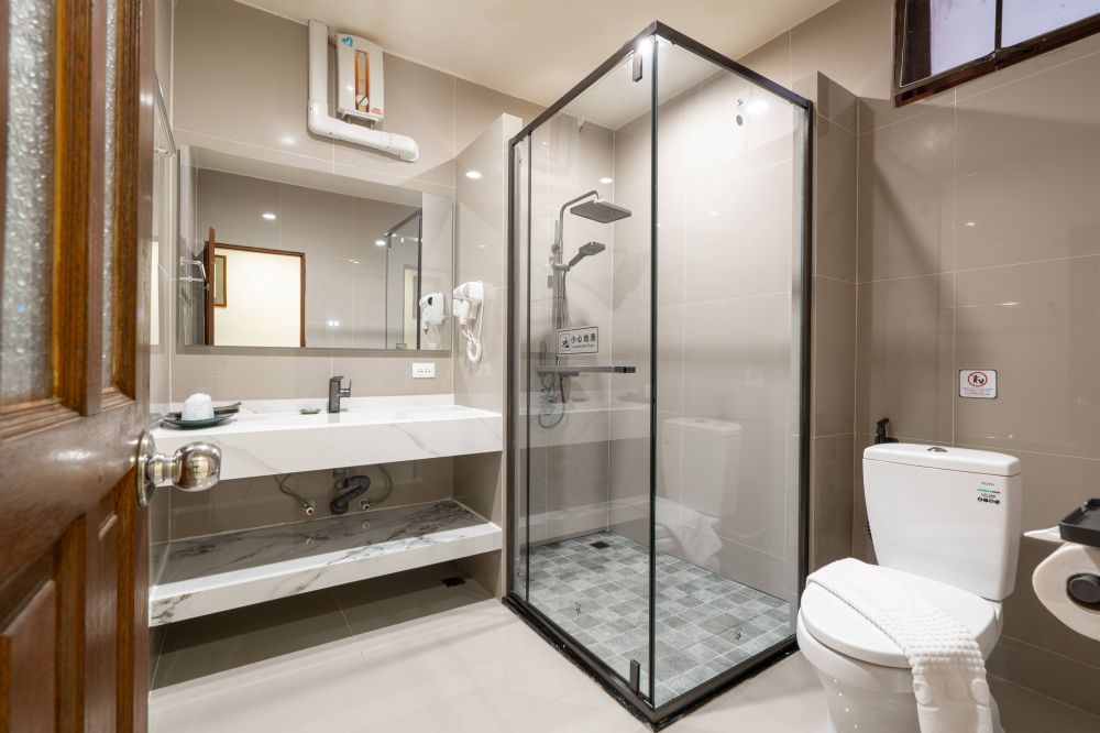 Superior Room, Phuket Leelavadee Hua Ting Resort (ex. Hua Ting Holiday Phuket) 4*