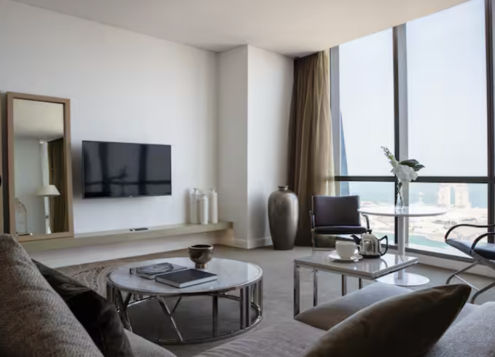 Etihad Suite - Level 45, Conrad Abu Dhabi Etihad Towers 5*