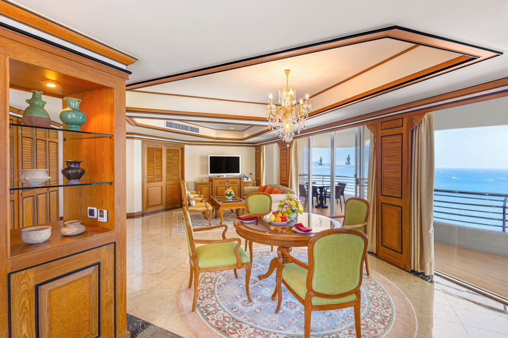 1 Bedroom Regency Suite, Royal Cliff Grand Hotel 5*