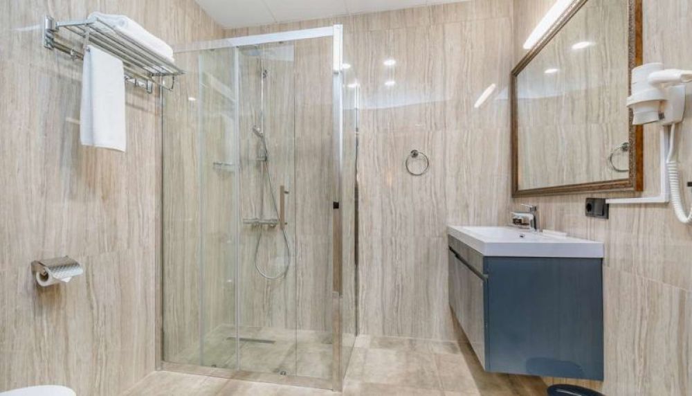 Economy Single, Best Western Tbilisi City Center 4*