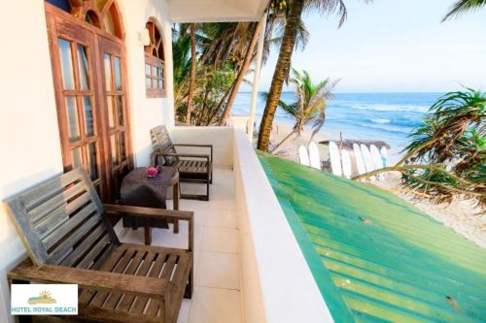 Deluxe Sea View, Royal Beach Hotel & Restaurant 2*