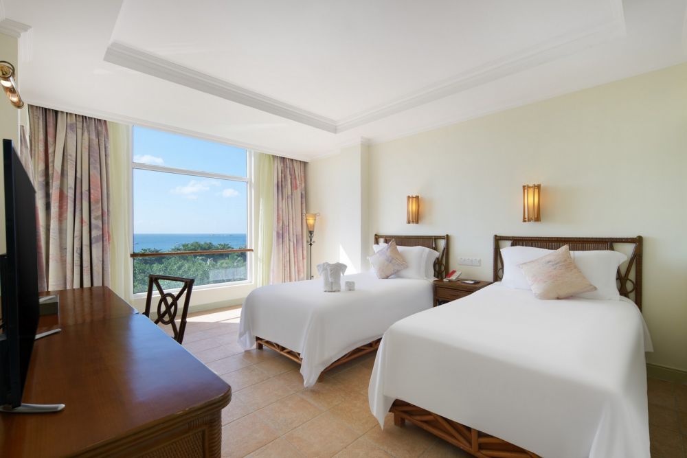Family 2 Bedroom Suite, Golden Palm Resort 4*