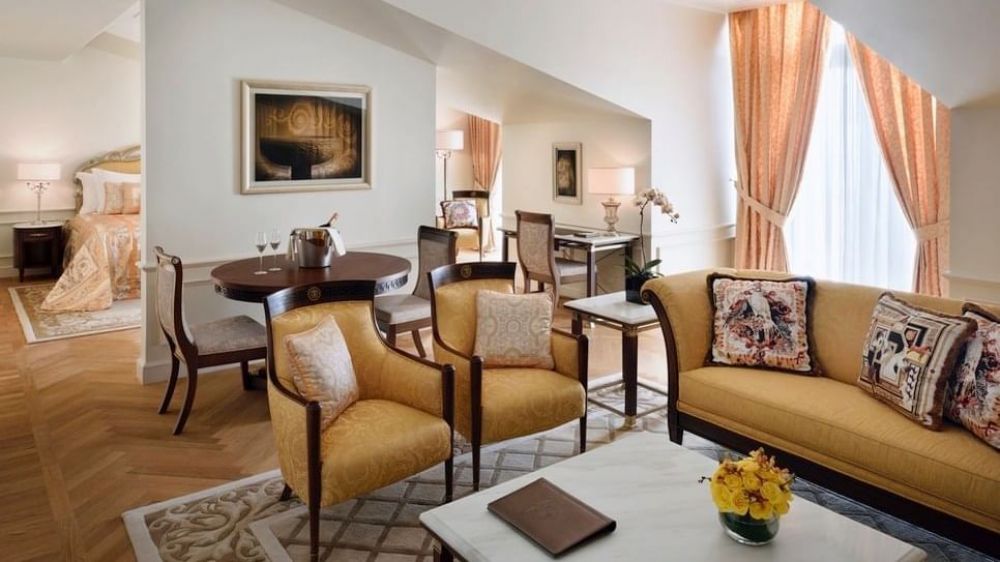 Superior Room (City & Creek View), Palazzo Versace Dubai 5*