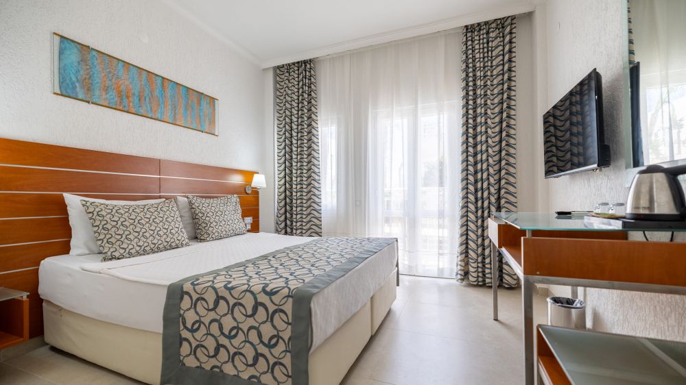 Standard, Petunya Beach Resort 4*