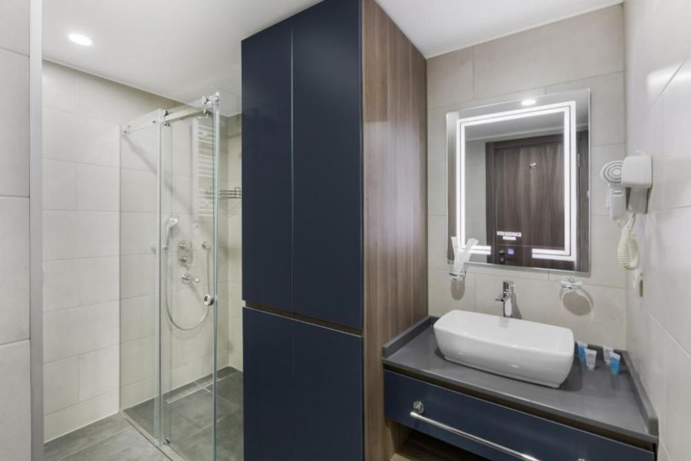 Superior, Wyn Residence 