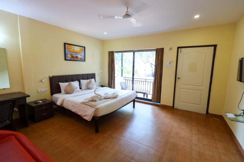 Super Deluxe Premium Room, The Byke Royal Pearl (Pure Veg) 2*