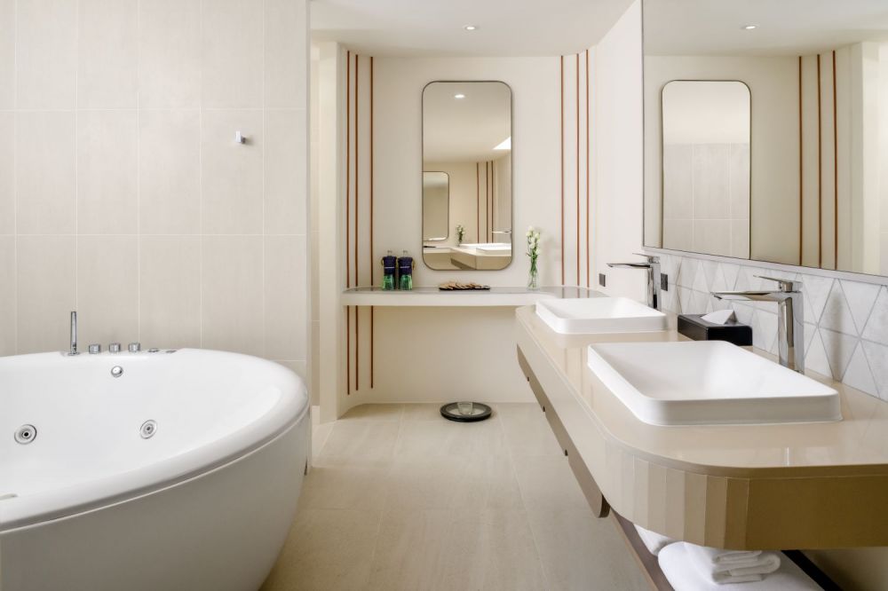 Junior Suite, Grand Mercure Krabi Ao Nang 4*
