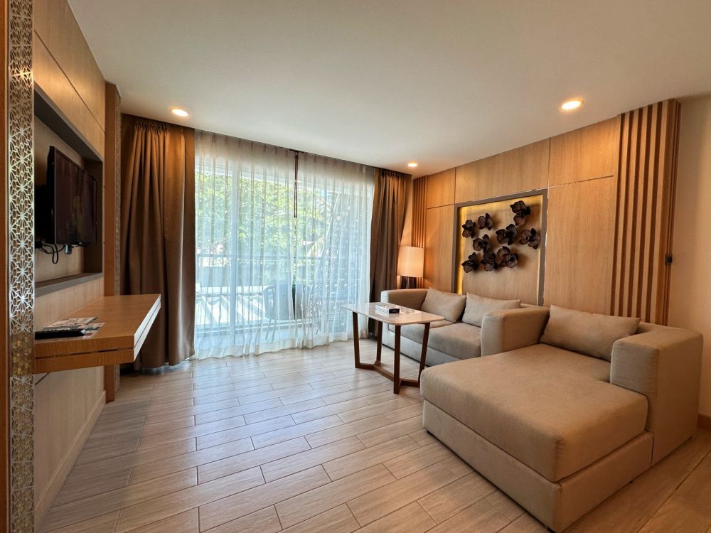 1-Bedroom Suite City View, Clarian Hotel Beach, Phuket 4*