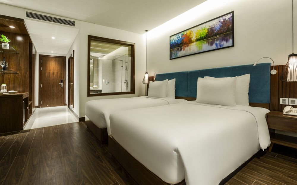 Beachfront Premier Deluxe, Maximilan Da Nang Beach 4*