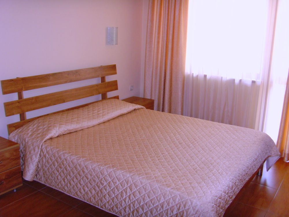 One Bedroom Apartment, Sunny Dreams 