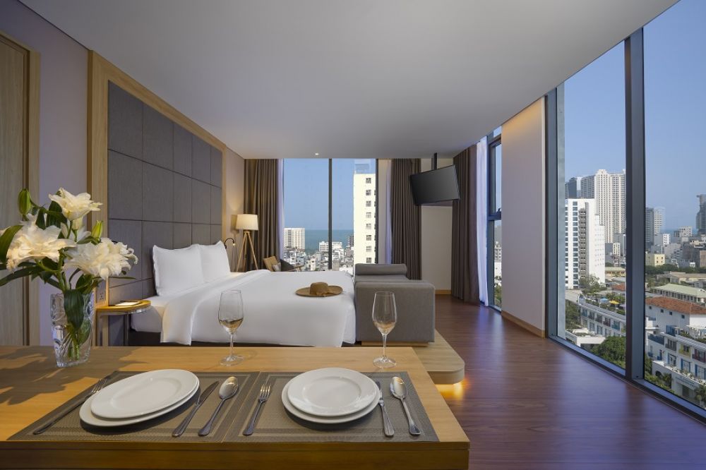 Sky Suite City View, Estrella Boutique Hotel 3*