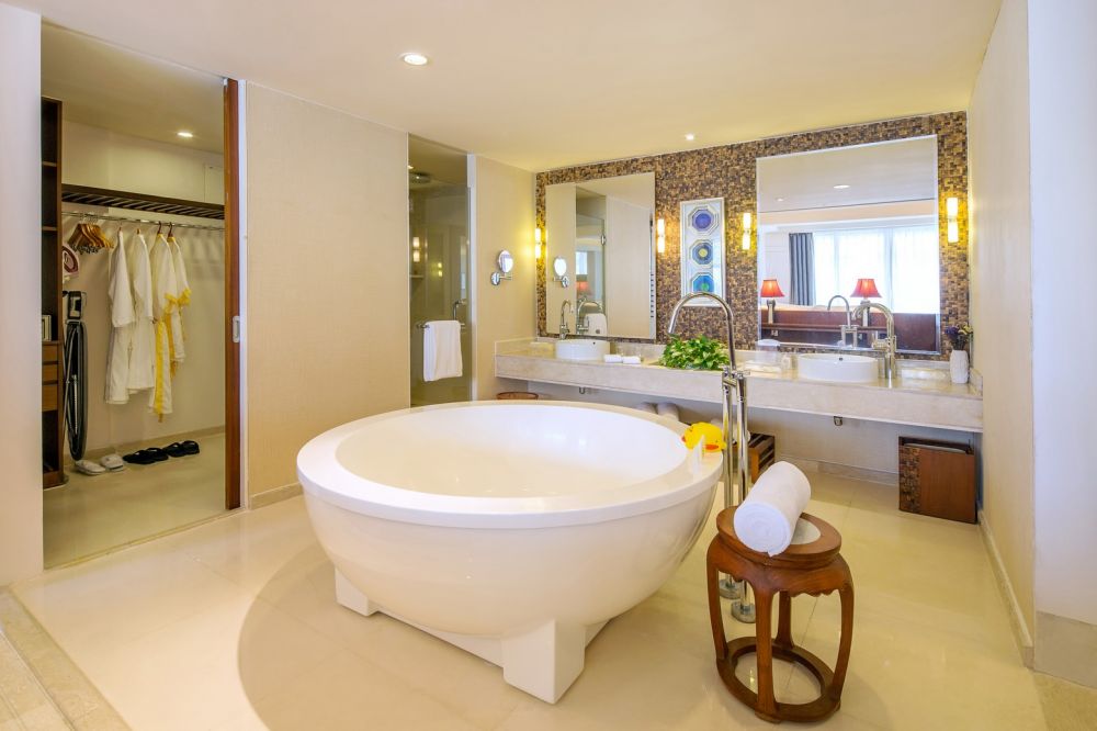 Swiss Superior Suite (ex.Deluxe Family Suite (2 bedroom)), Swissotel Sanya Yalong Bay (ex. Huayu Resort & Spa Yalong Bay Sanya) 5*