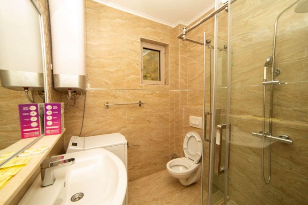 APP 06 Sea View Two bedrooms VII floor, Obala Aura 4*