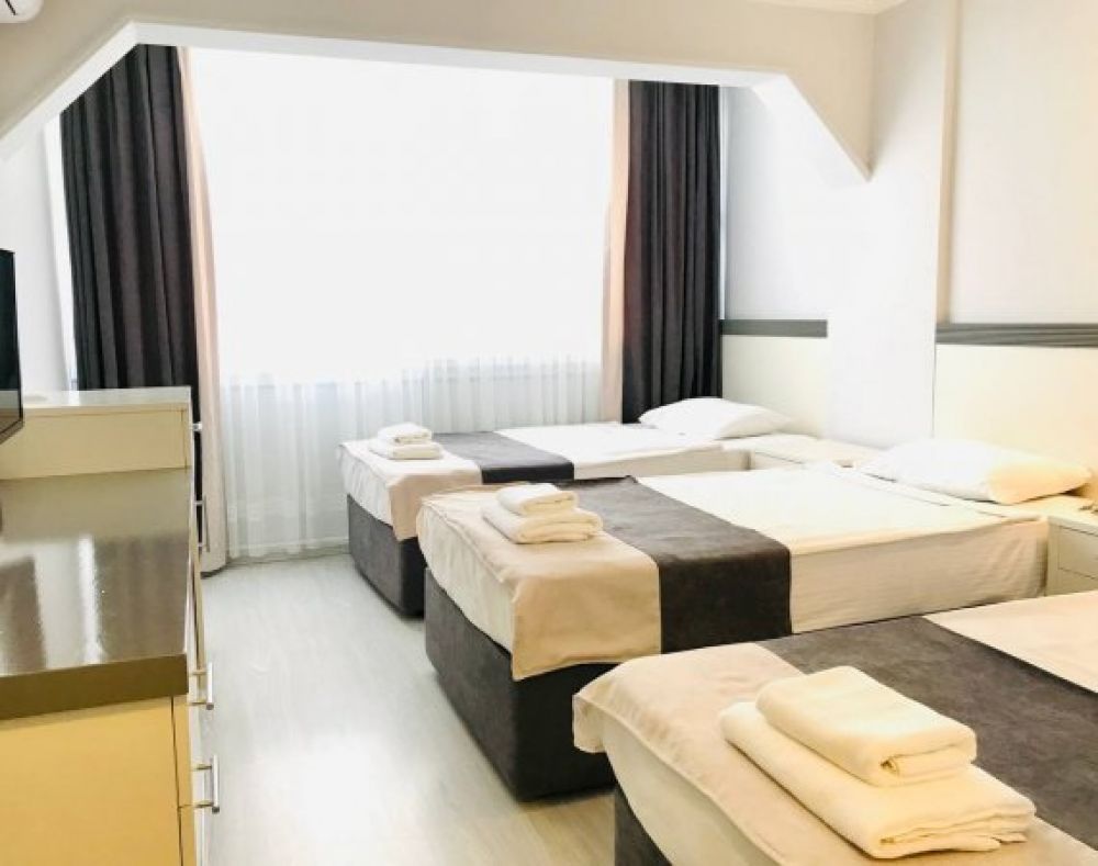 Standard Room, Roxx Royal Hotel 4*