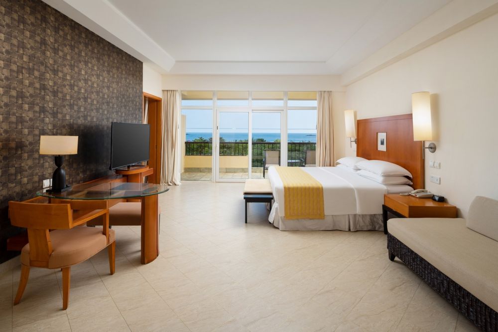 Sea View Suite, Sheraton Sanya Resort 5*