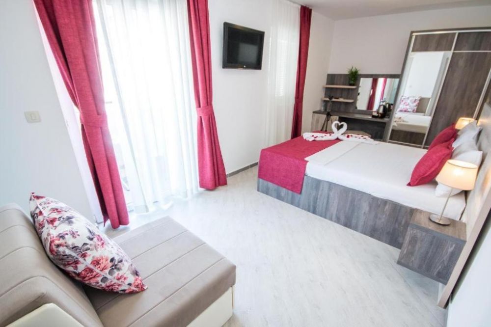 Standard DBL+ex.bed «Block B», Momentum 4*