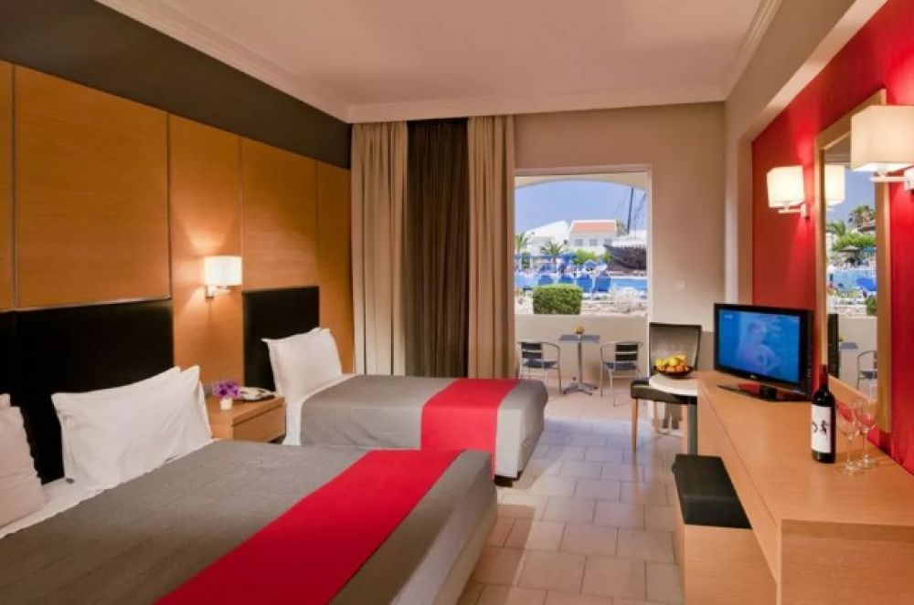 Standard Room, Kipriotis Village Resort 4*