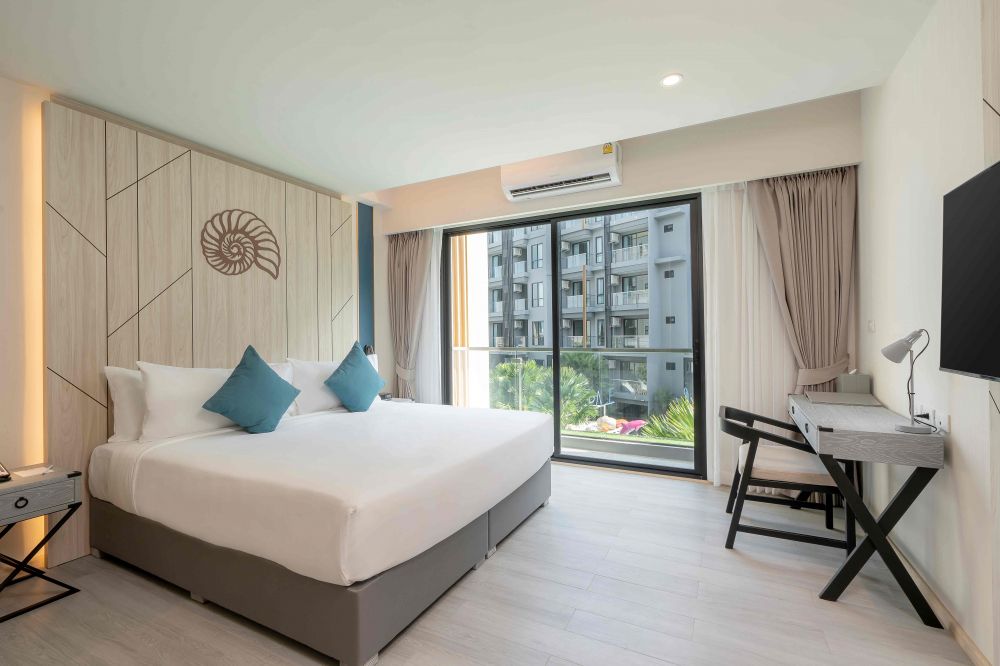 Deluxe Sea View Room/ Pool View Room, Best Western Plus Carapace Hotel Hua Hin 4*