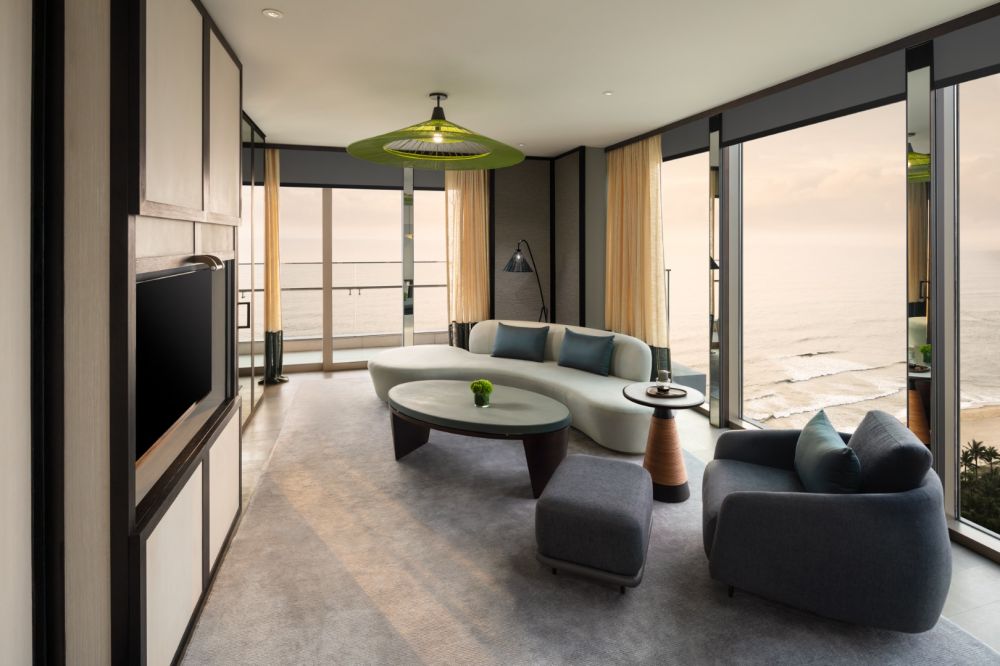 Premier OV Suite, New World Hoiana Beach Resort 5*