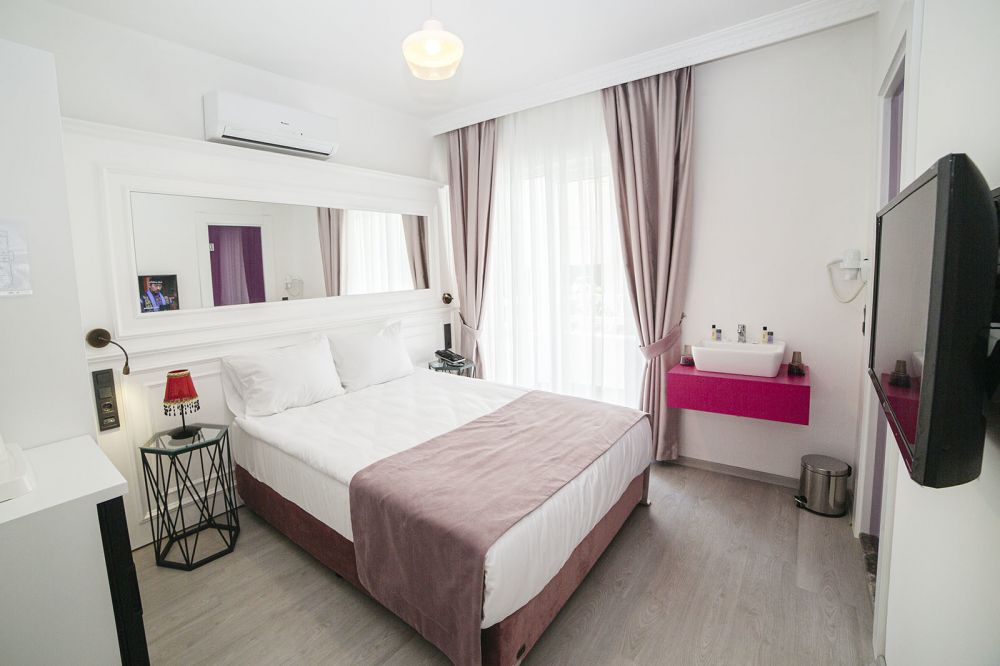 Deluxe Room With Balcony, Nun Boutique By Laren Hotels 