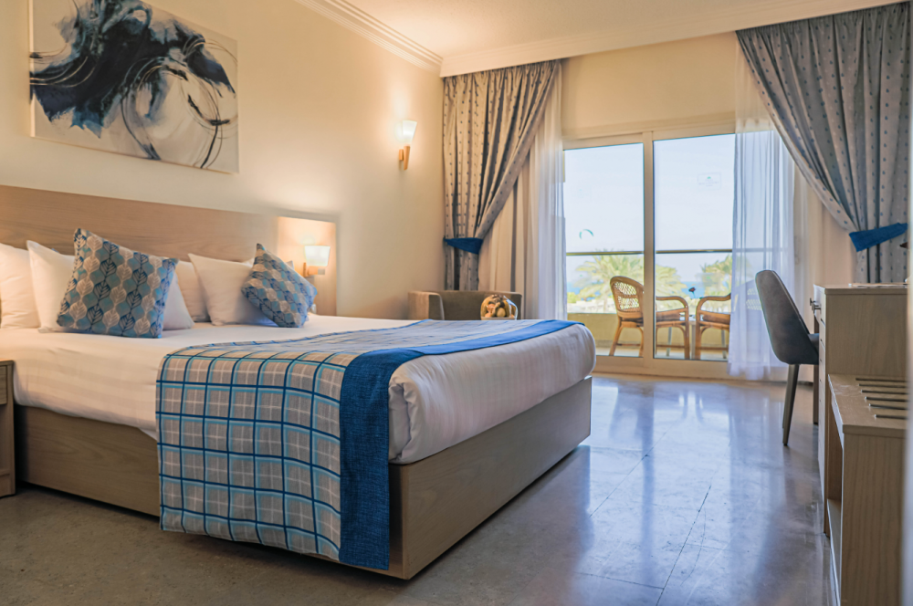 Superior Room, Palm Beach Resort & Spa 4*