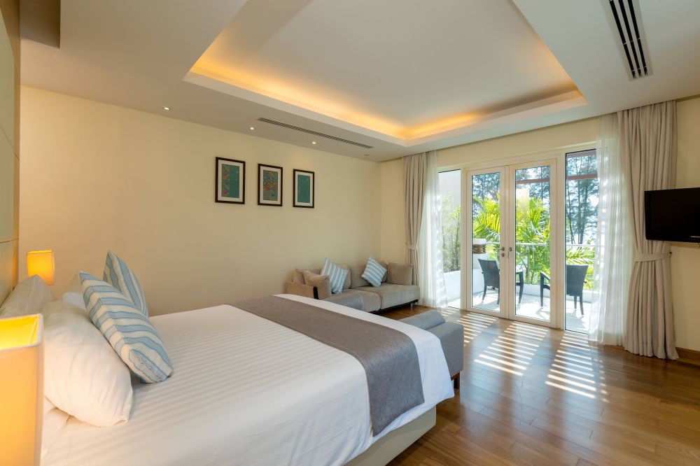 3 Bedroom Pool Villa with Kitchen, Splash Beach Resort (ex. Grand West Sands Resort & Villas) 5*