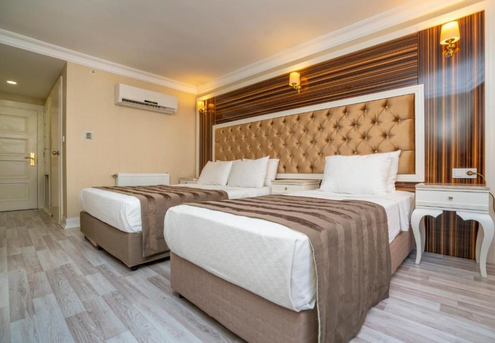Standard Room, Kunlun Hotel 3*
