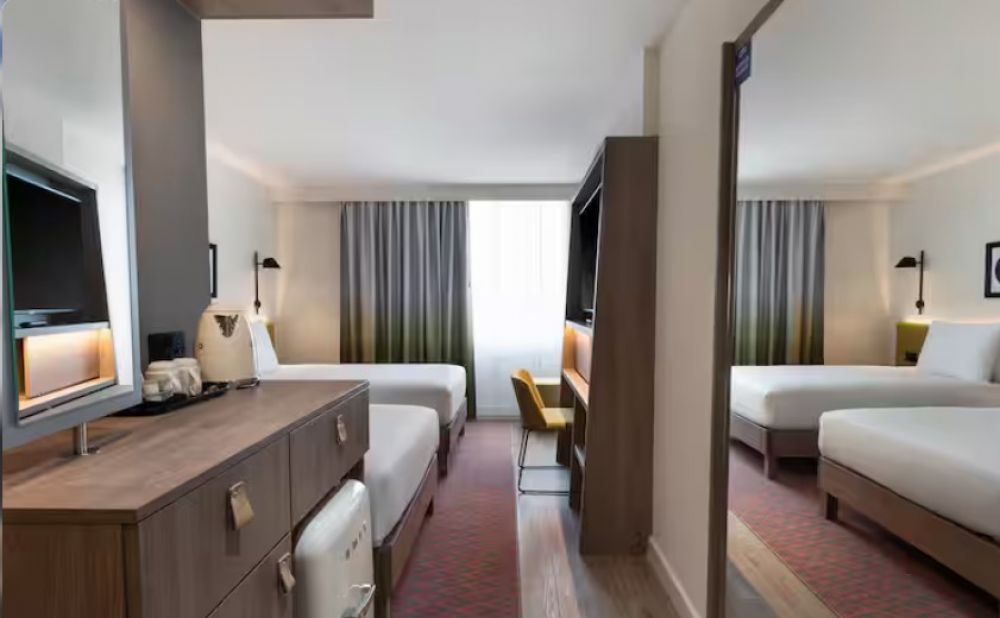 Standard Room Twin, Hampton By Hilton Batumi Center 4*