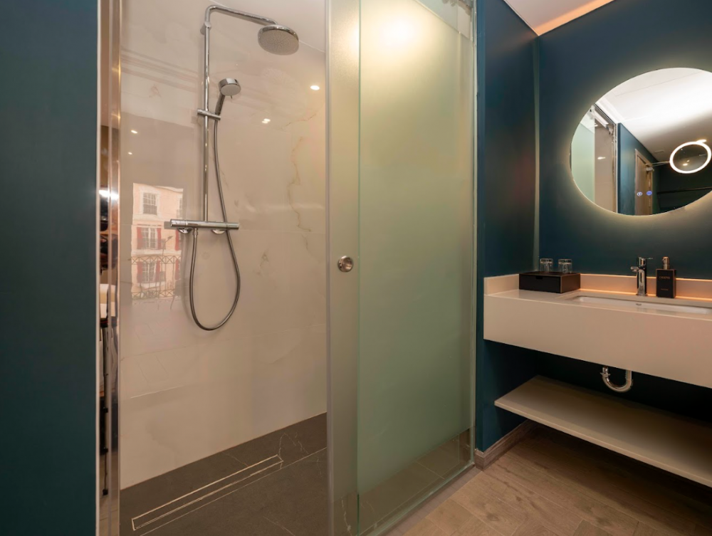 Duo Deluxe City View/Sea View, CASEPIA Hotel Phu Quoc 3*