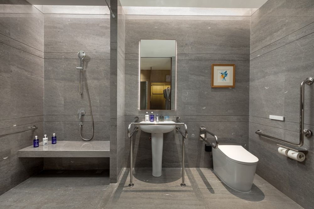 Standard Ocean View, Voco Sanya Dadonghai 5*