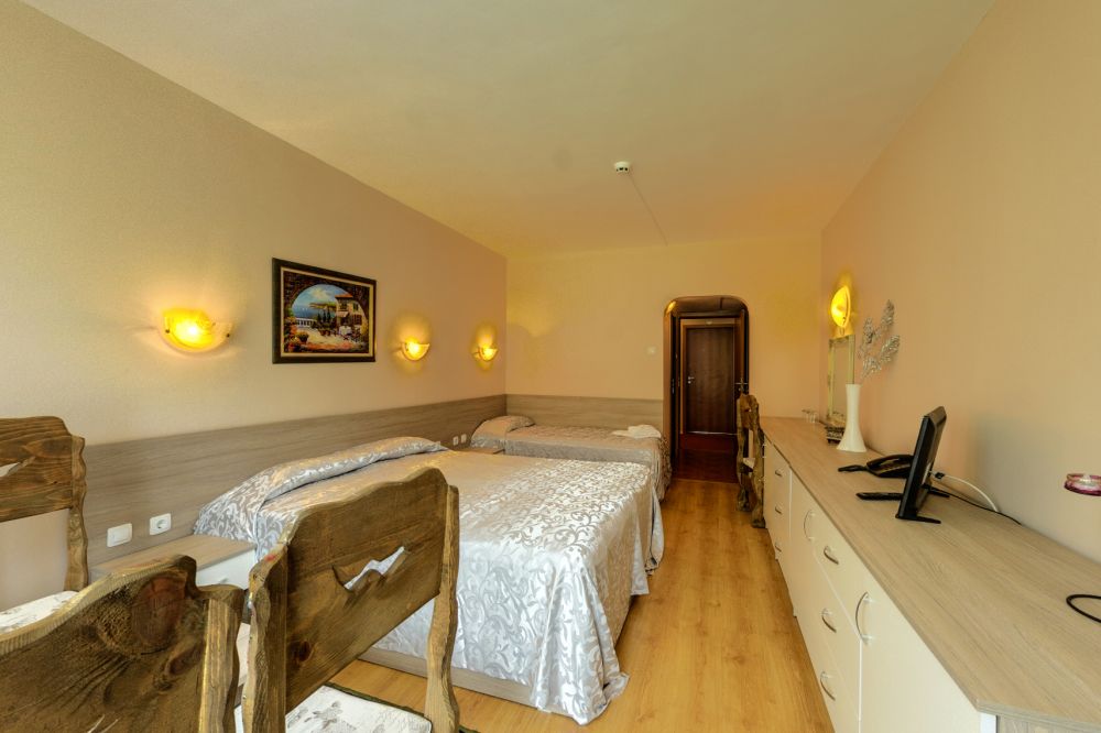 Triple Room, Moura Borovets 3*