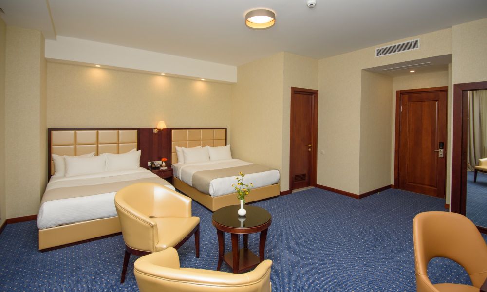 Family triple, KMM Hotel 4*