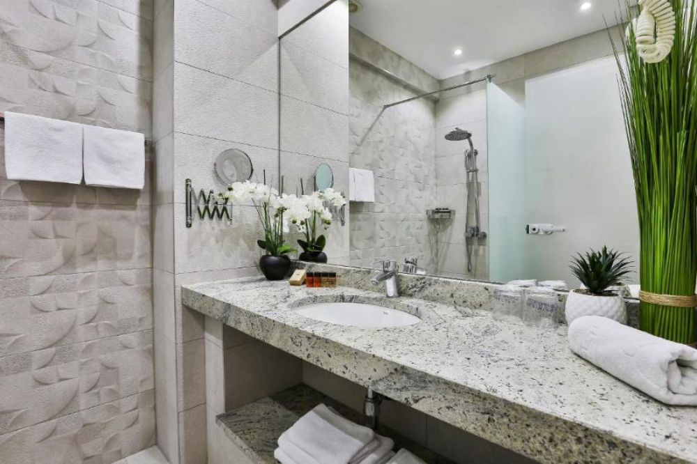 DBL With Sea View, La Mer Hotel 4*