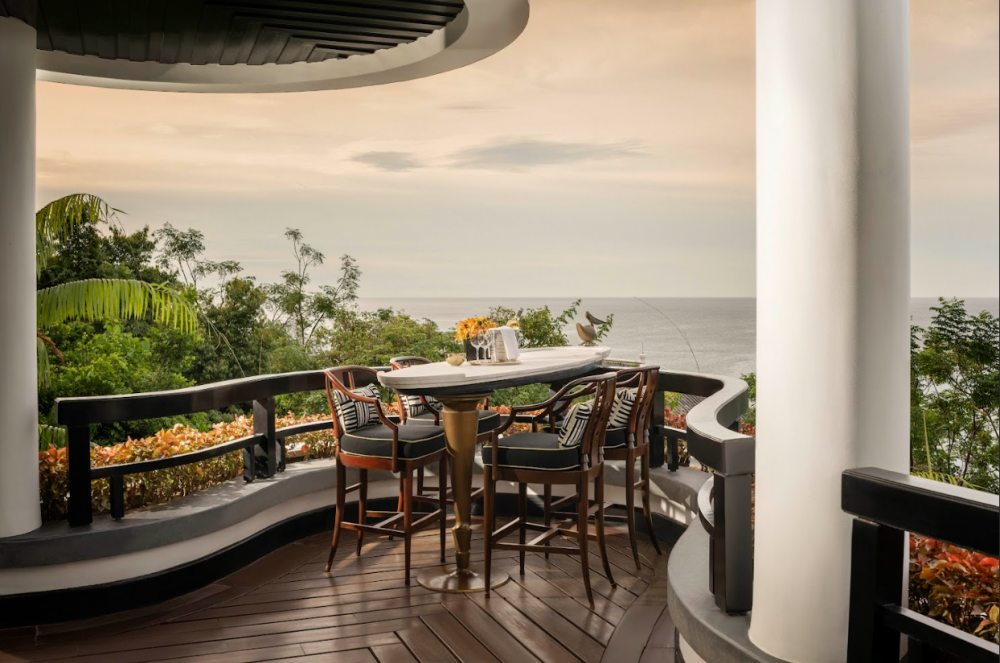 1 King Terrace Suite Ocean View, InterContinental Danang Sun Peninsula Resort 5*