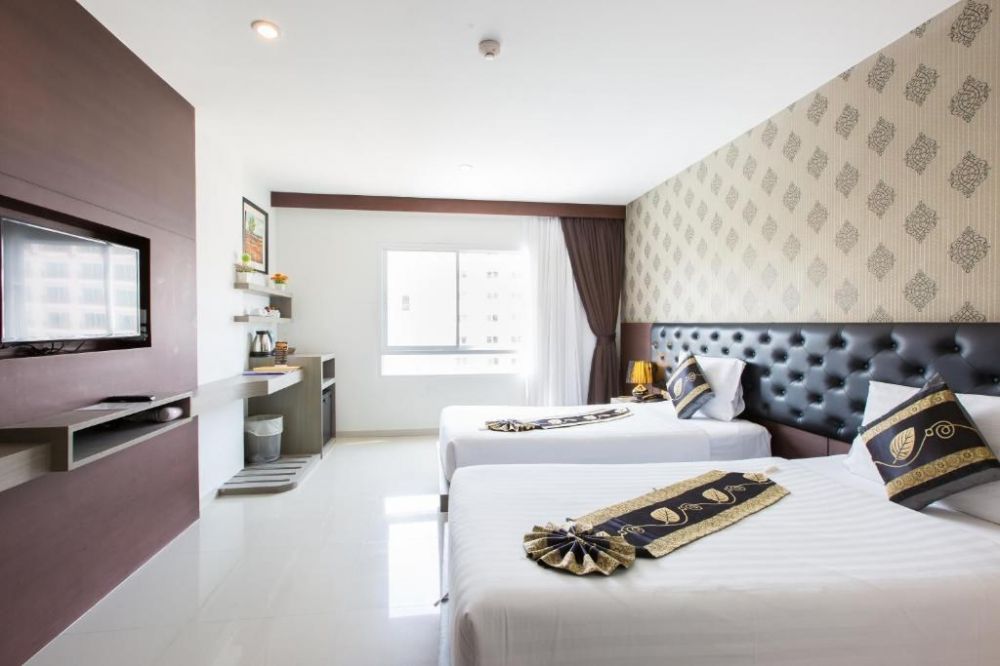 Superior, Hemingways Silk Hotel 3*