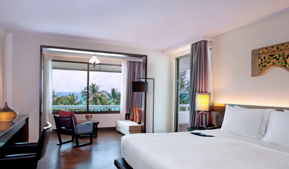 Deluxe Ocean Terrace Room, Le Meridien Phuket 5*