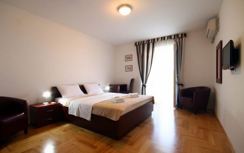 АРР 03 Sea View, Sara Lux 4*